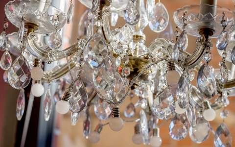 lampe kleider und schrank